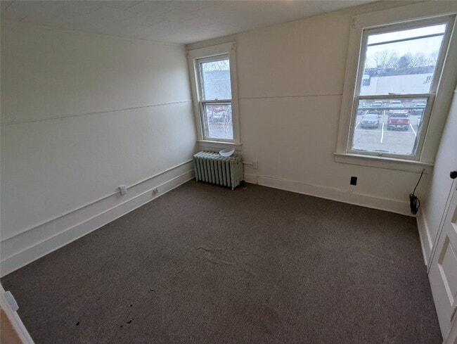 Foto del edificio - 107 Grant Ave