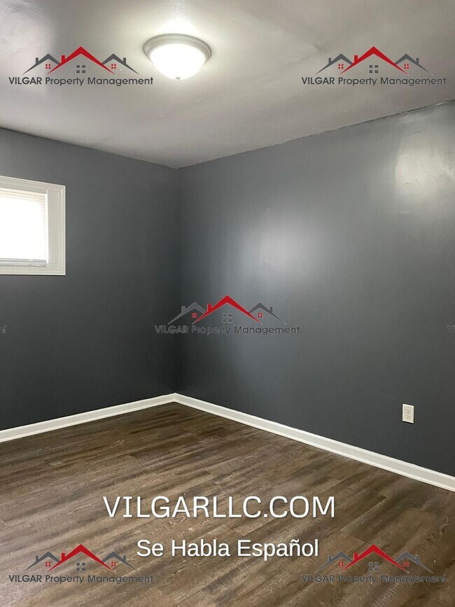 Building Photo - 2-bedroom, 1-bathroom slab home in Gary In...