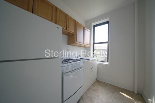 Building Photo - 2565 32nd St