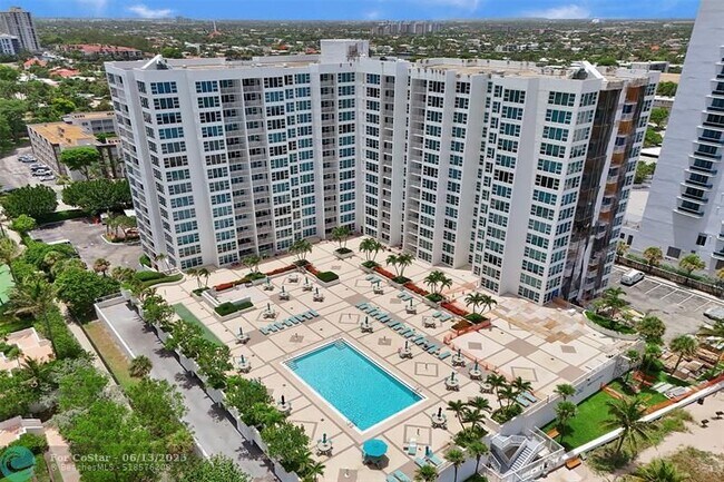Building Photo - 1620 S Ocean Blvd