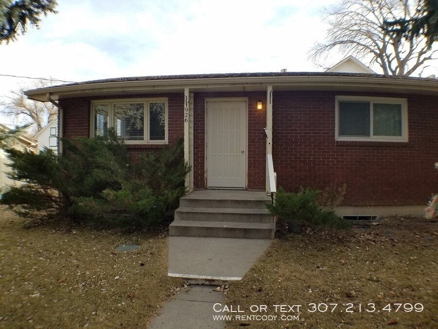 Large 1bed/1bath Apartment for Rent in Cody, WY