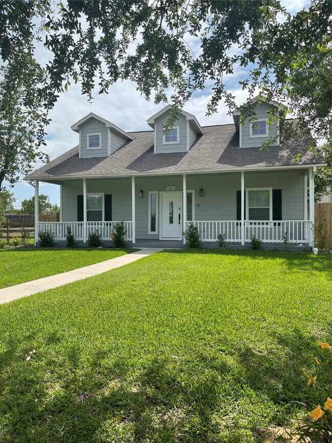 Building Photo - 516 Battleview Rd