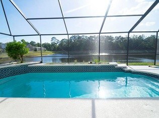 Foto del edificio - 2910 Sunset Lakes Blvd