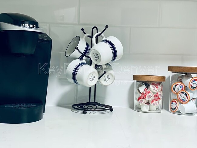 Photo - 1458 Ivy St Apartment