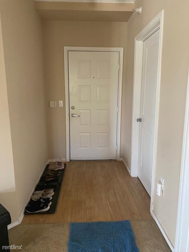 Foto del edificio - 2 br, 2 bath Condo - 13580 Technology Driv...