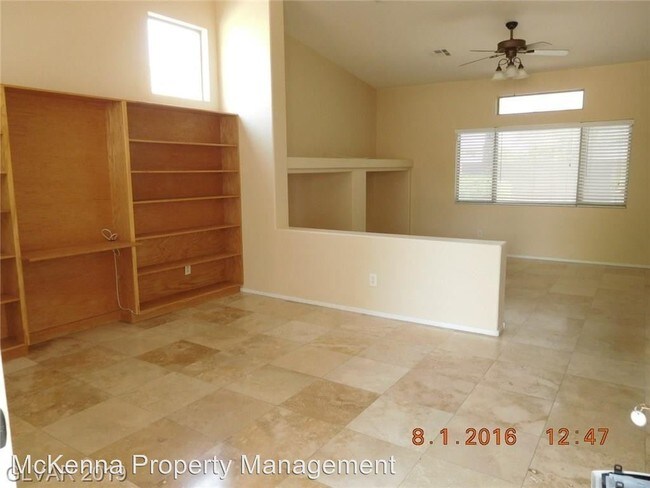 Building Photo - 3 br, 2.5 bath House - 24 Amber Rock