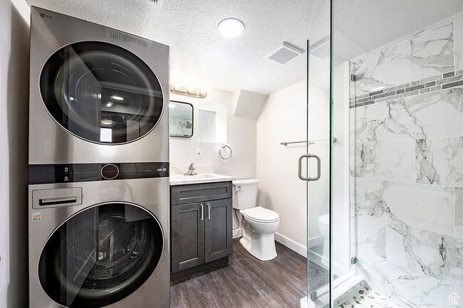 Bathroom - 951 30th St
