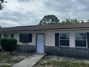 Building Photo - 1514 Clearlake Rd