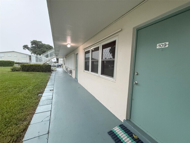 Foto del edificio - 340 Horizon W