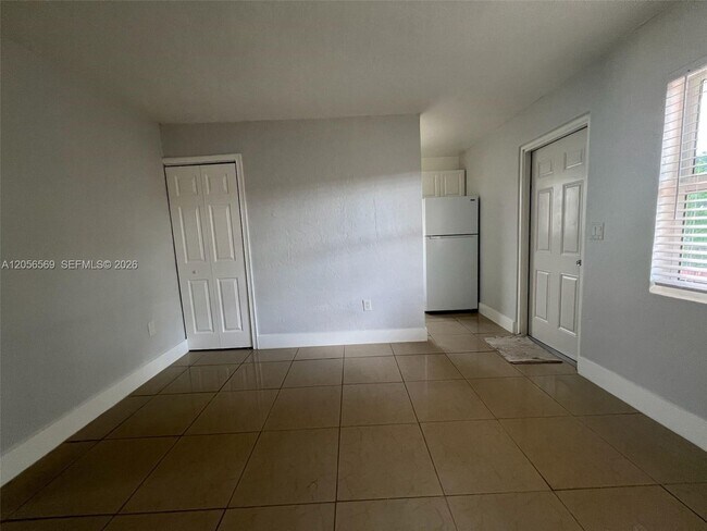 Building Photo - 1281 NW 60th St