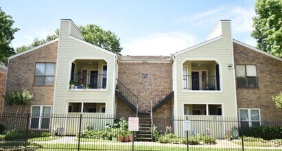 Building Photo - 6602 Harbor Town Dr
