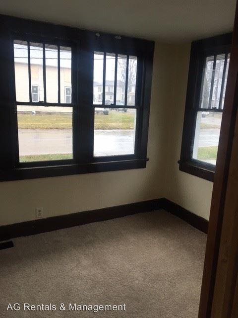 Foto del edificio - 2 br, 1 bath House - 1535 E State St