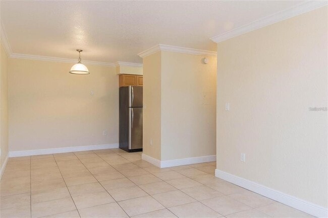 Building Photo - 5221 Bayshore Blvd