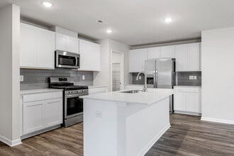 Building Photo - 3085 Whispering Willows Ct