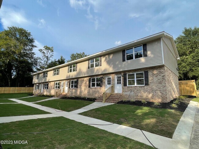 Foto del edificio - 2375 Parker Ave
