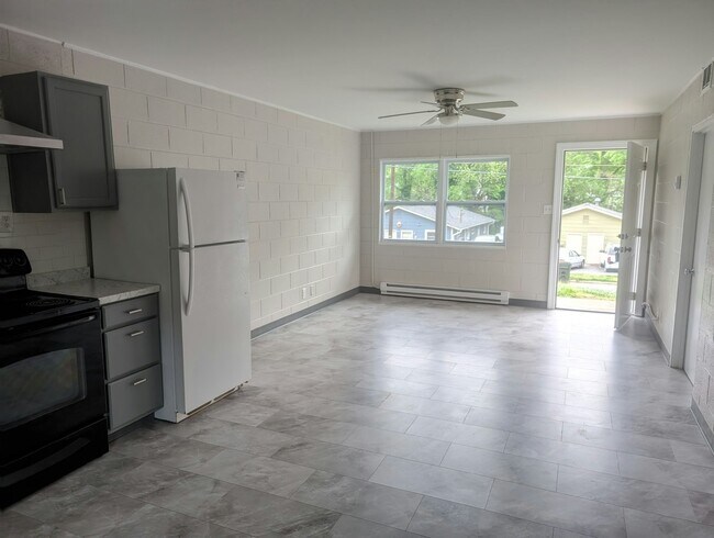 Photo - 1211 N Driver St Townhome