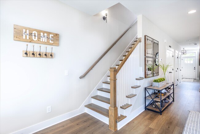 Foto del edificio - 2089 Oakwood Ave