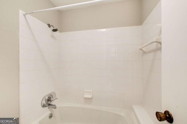 Foto del edificio - 805 Tuxworth Cir