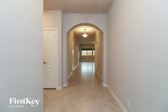 Foto del edificio - 1089 Nighthawk Trl