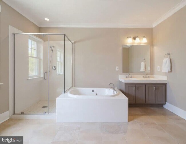 Foto del edificio - 4014 Derby Ct