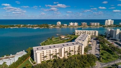 Building Photo - 300 Intracoastal Pl