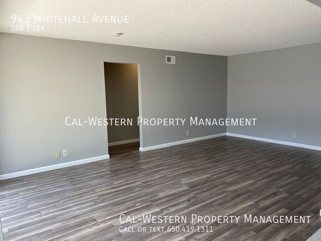 Building Photo - 943 Whitehall Ave