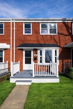 Building Photo - 834 N Marlyn Ave