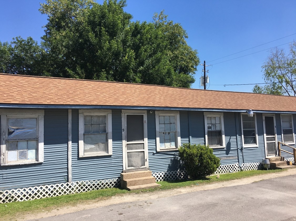 415 Medina St, Houston, TX 77012 Apartments in Houston, TX