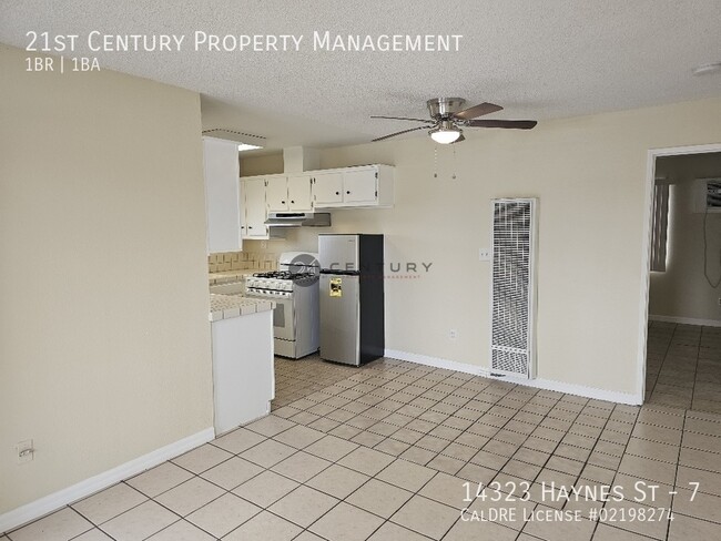 Building Photo - 14323 Haynes St