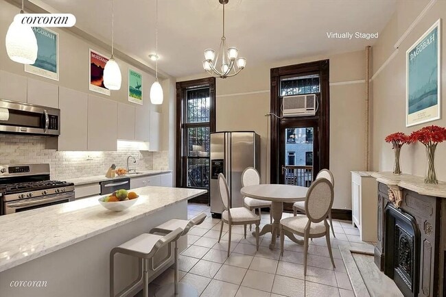 Building Photo - 416 3rd St