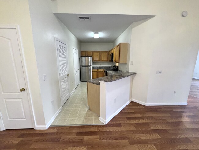 Building Photo - 10412 Villa View Cir