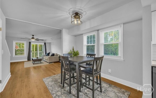 Foto del edificio - 210 Appleby Dr