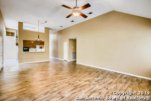 Foto del edificio - 8826 Lost Woods