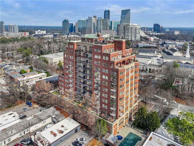 Building Photo - 3180 Mathieson Dr NE