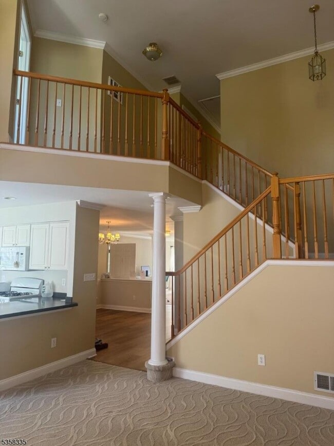 Building Photo - 286 Janine Way