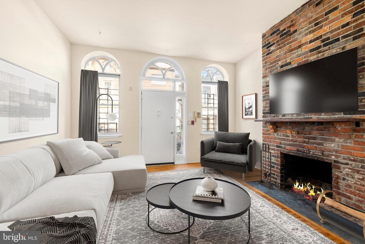 Foto principal - 234 Bainbridge St
