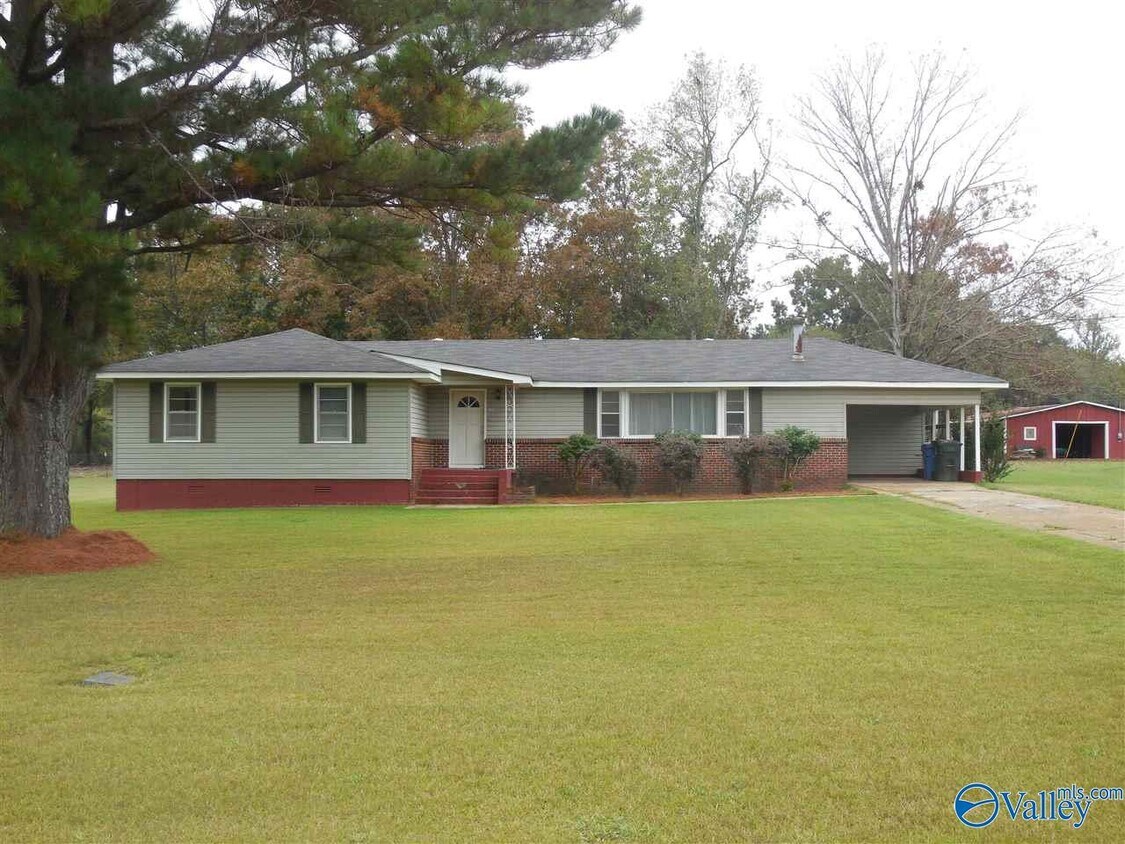 1235 Salem Rd, Hartselle, AL 35640 House Rental in Hartselle, AL