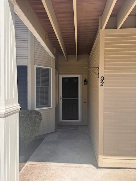 Foto del edificio - 92 Trellis Dr