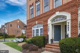 Building Photo - 3687 Spring Hollow Ln