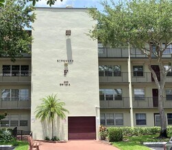 Building Photo - 800 SW 131st Ave