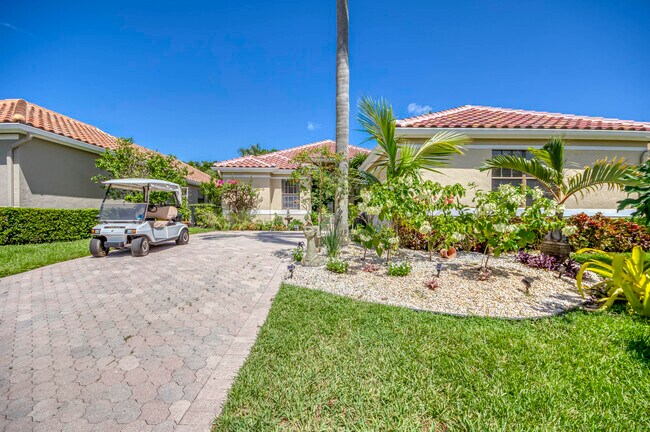 Foto del edificio - 10080 Dover Carriage Ln