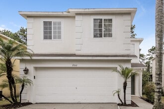 Building Photo - 2010 Stone Abbey Blvd