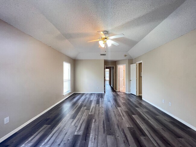 Foto del edificio - Beautiful 2-Story 4/2.5/1 West Plano Home ...