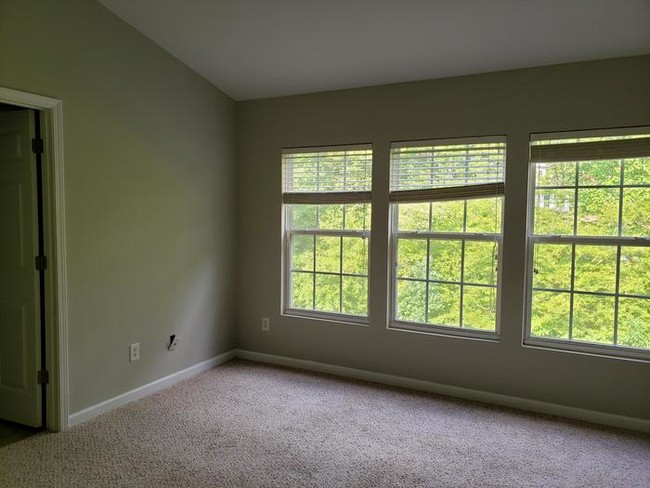 Foto del edificio - Townhome for rent near RDU