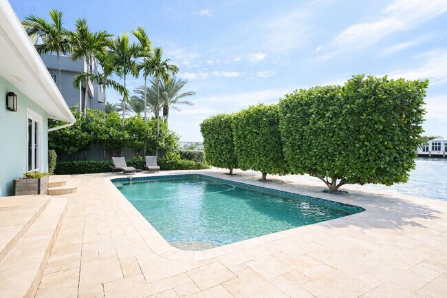 Foto del edificio - 3018 NE 26th St