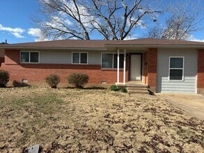 Building Photo - 408 NW 56th St