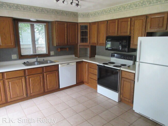 Foto del edificio - 3 br, 1.5 bath House - 1113 Nantucket Drive