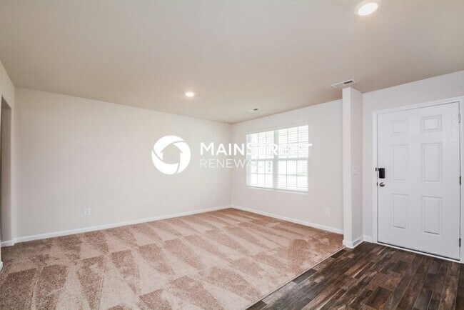 Foto del edificio - 4 Bedroom Pet-Friendly Home in Zebulon, NC...