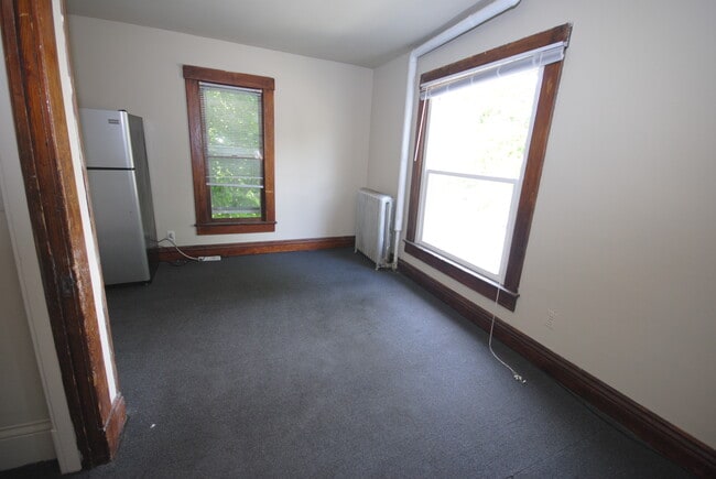 Building Photo - 508 Hill St