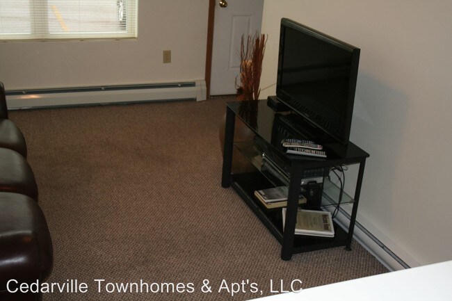 Building Photo - 2802 Cedarville Dr